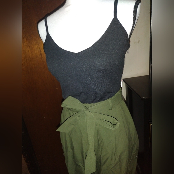 Black Top/Army Green Pants Onepiece🪖🖤 - Picture 6 of 8